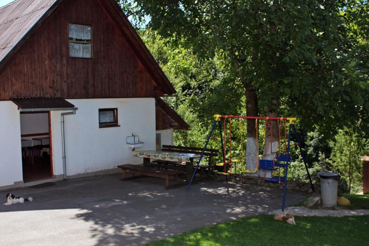 Apartments With A Parking Space Poljanak, Plitvice - 5195 المظهر الخارجي الصورة