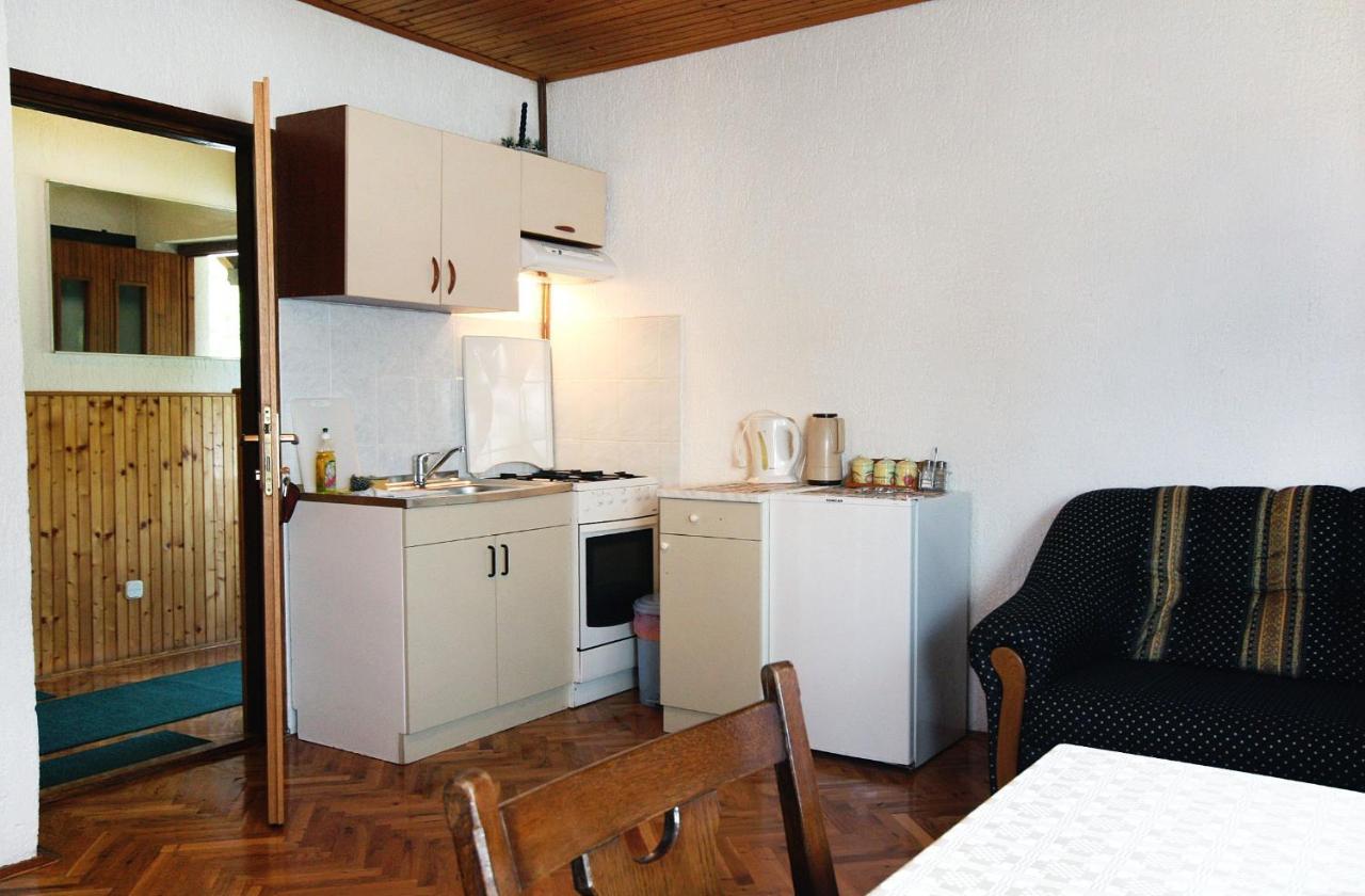Apartments With A Parking Space Poljanak, Plitvice - 5195 المظهر الخارجي الصورة